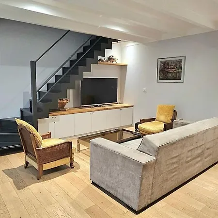 Appartamento Family Duplex By Suitehomeparis *